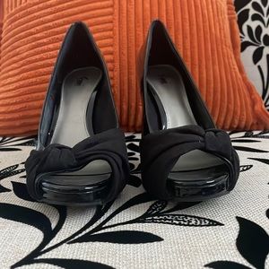 Fioni high black heels, size 7